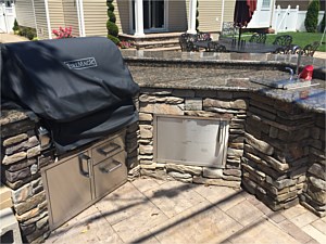 Caddy Corner Angled Curved Bar BBQ Cultured Stone Boral Bucks County Southern Ledge Granite Top Cambridge Sahara Chestnut Lite Ledgestone XL Granite Door